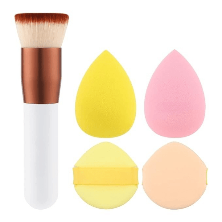 Foundation Brush With Soft Bristles For Blending Buffing