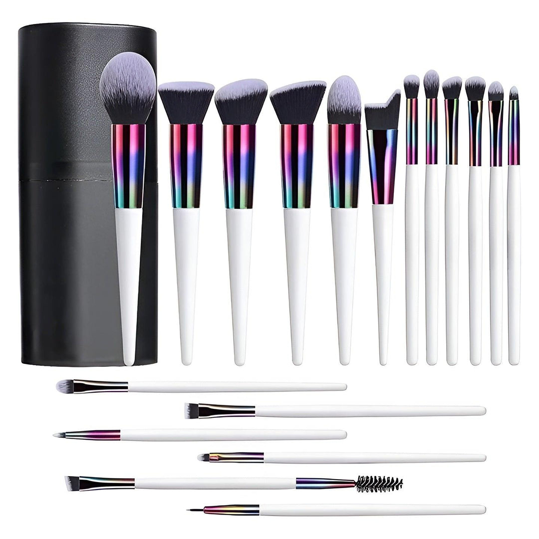 18 Piece Makeup Brush Set – A Complete Kit For Flawless Application