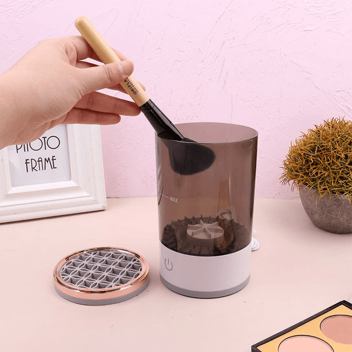 Automatic Makeup Brush Cleaner – Quick And Easy Deep Cleaning