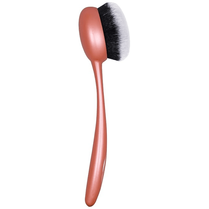 Blend and Blur Foundation Brush for Easy Flawless Application