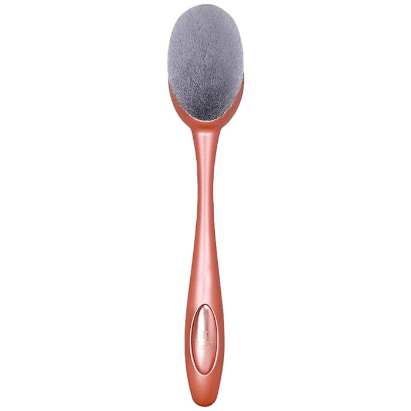 Blend and Blur Foundation Brush for Easy Flawless Application