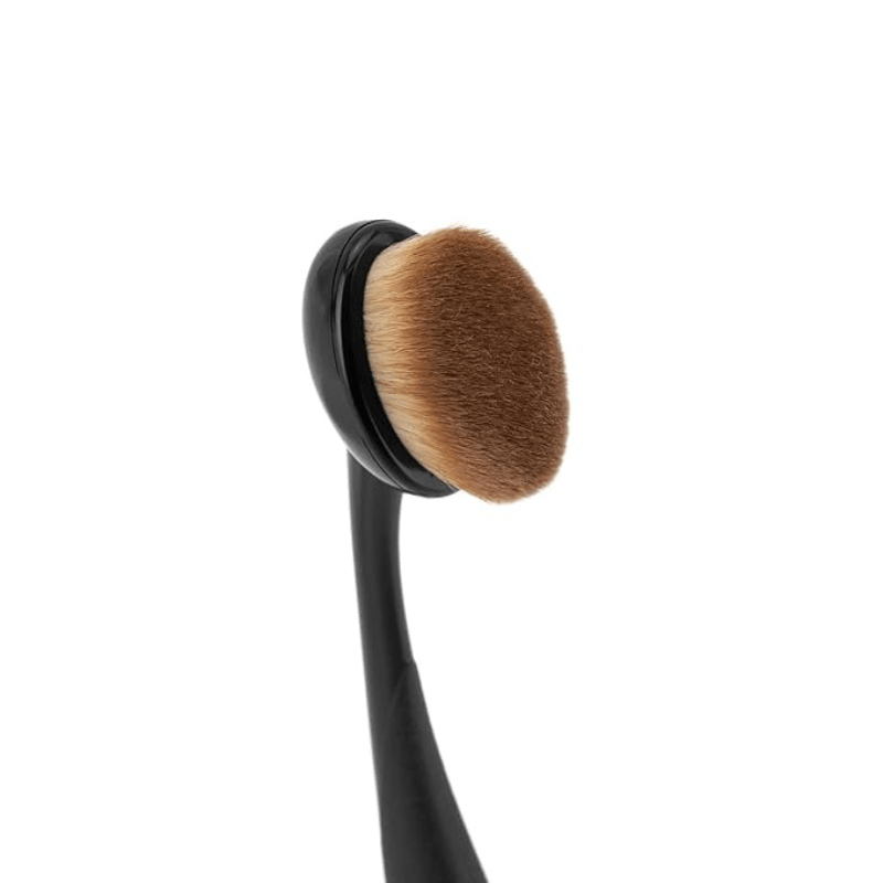 Oval Multipurpose Makeup Brush For Blending And Contouring