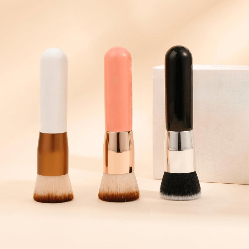 Foundation Brush With Soft Bristles For Blending Buffing