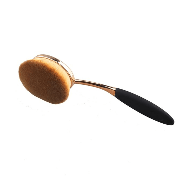 Oval Foundation Brush for Flawless Liquid and Powder Application