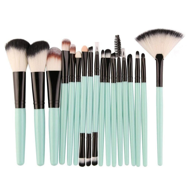 18Pcs Makeup Brush Set - Perfect for Face and Eye Makeup Set