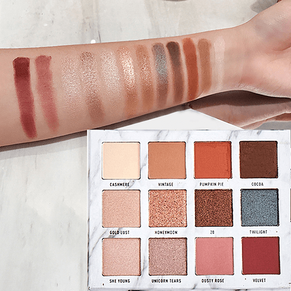 Marble Eyeshadow Palette – Elevate Your Beauty Routine