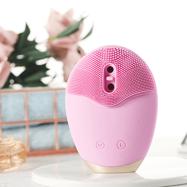 Silicone Facial Cleansing Brush – The Ultimate Skincare Tool