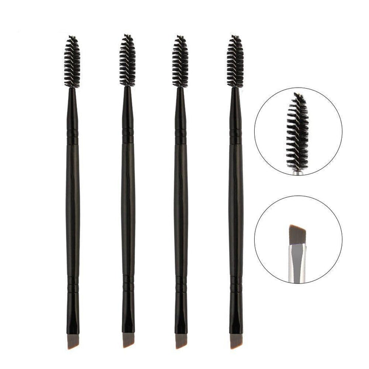 Double Ended Brush – A Tool for Perfectly Defined Brows and Lashes