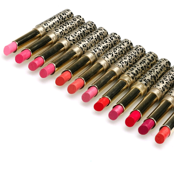 Bold Matte Lipstick – Long Lasting and High Pigment