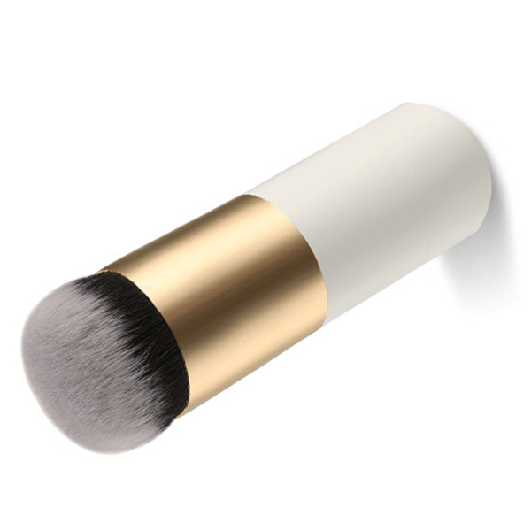 Chunky Foundation Brush Pair – Smooth and Even Coverage