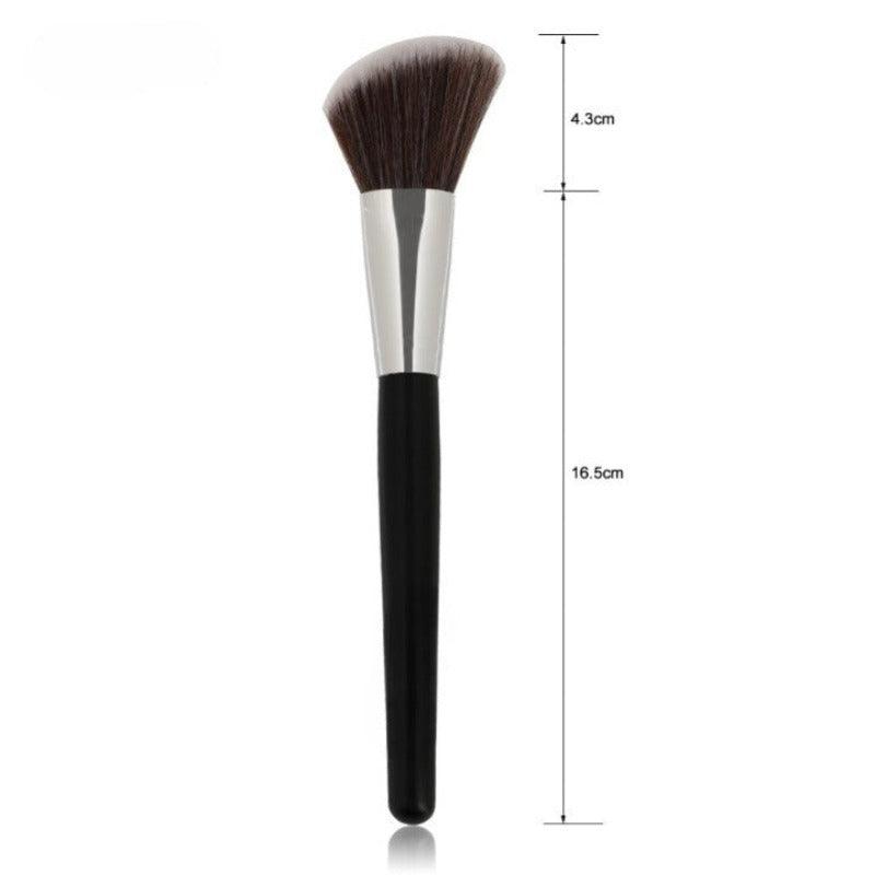 Angled Round Makeup Brush – Soft & Flawless Blending Tool