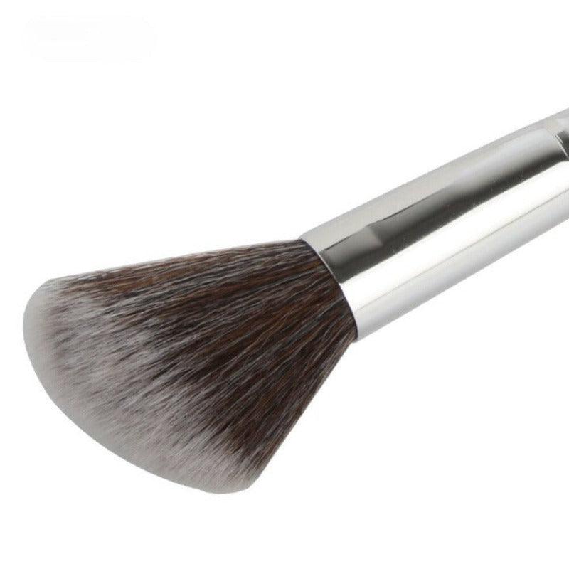 1 Pc Angled Blush Makeup Brush - Multi Functional for Subtle Finish