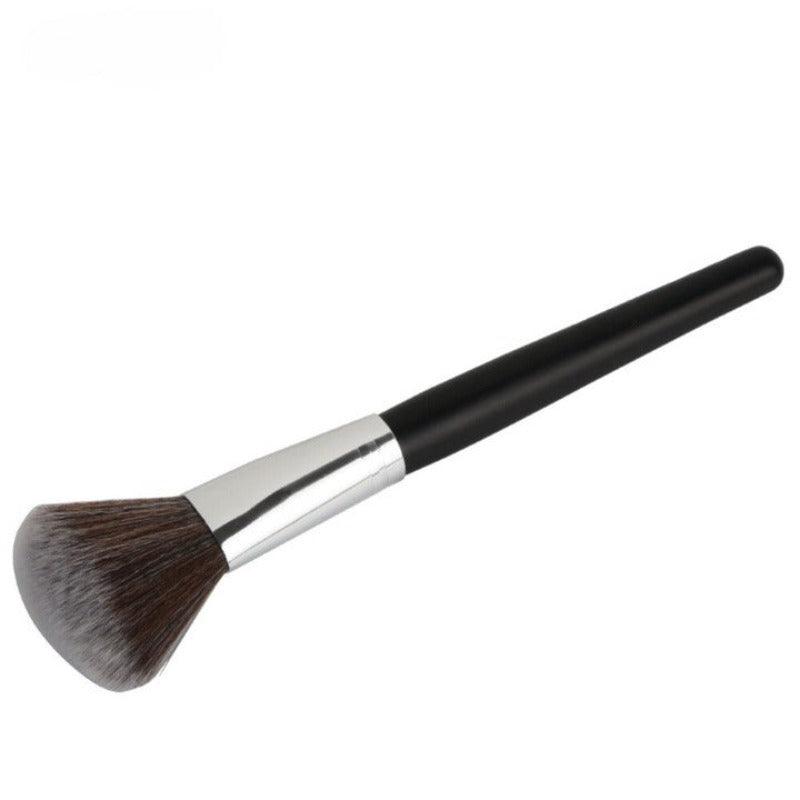 1 Pcs Round Blush Brush - Perfect Tool for Flawless Makeup