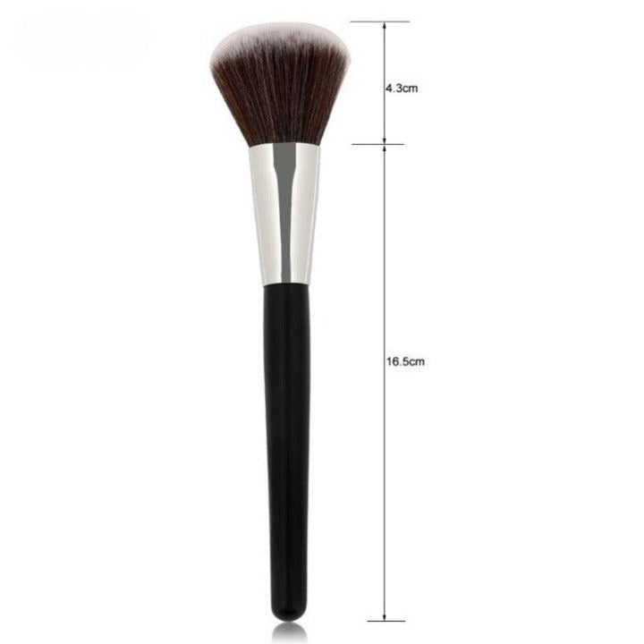 1 Pcs Round Blush Brush - Perfect Tool for Flawless Makeup