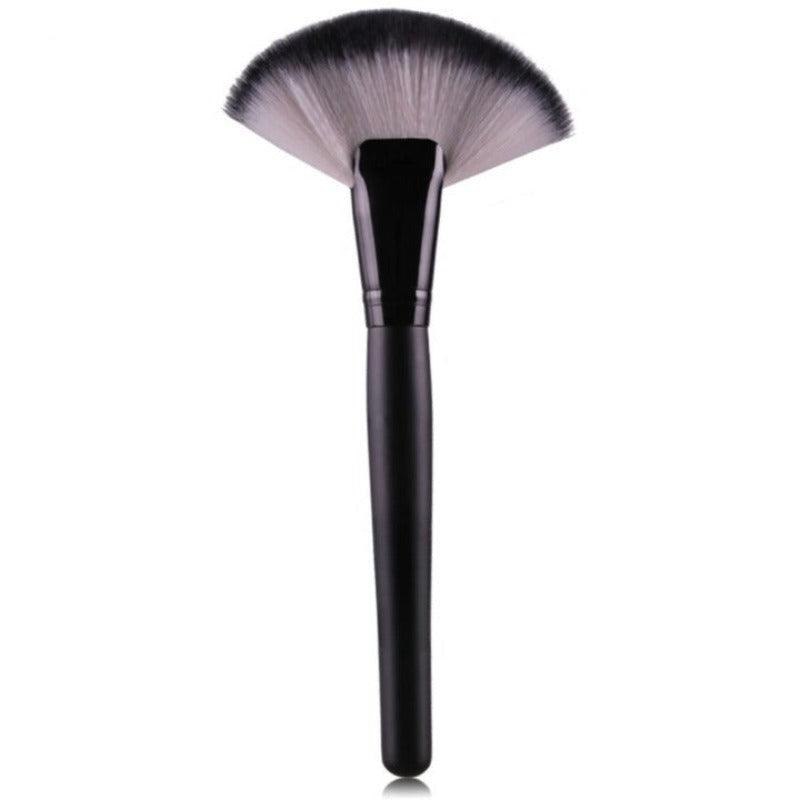 1 Pc Professional Soft Makeup Large Fan Brush