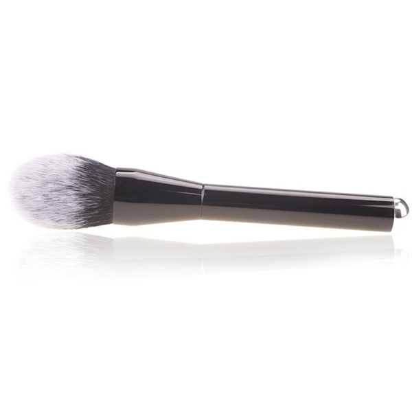 Black Powder Brush – Fluffy and Precise Application